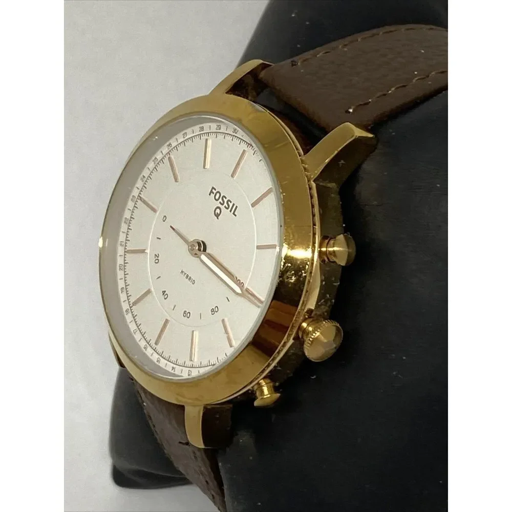Fossil FTW5007 Women's Brown Leather White Analog Dial Hybrid Smartwatch XX769